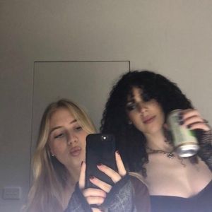 Meet your Posher, Karina